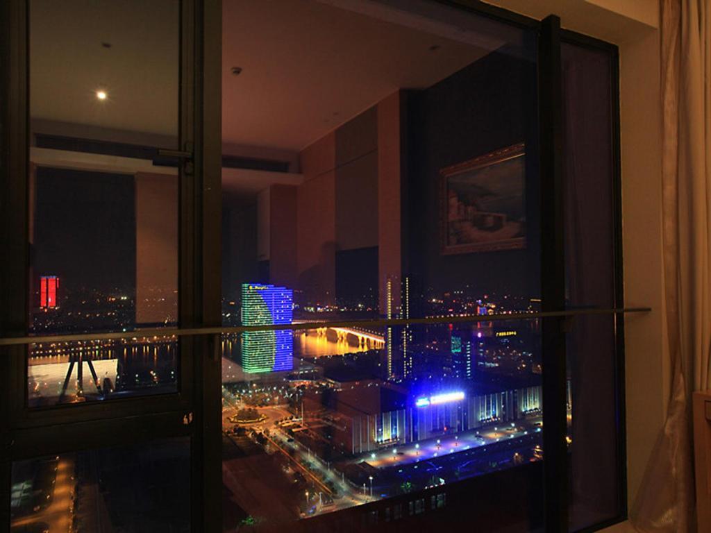 Heefun Apartment Gz -Poly World Trading Center-Walking Distance To Canton Fair Dış mekan fotoğraf